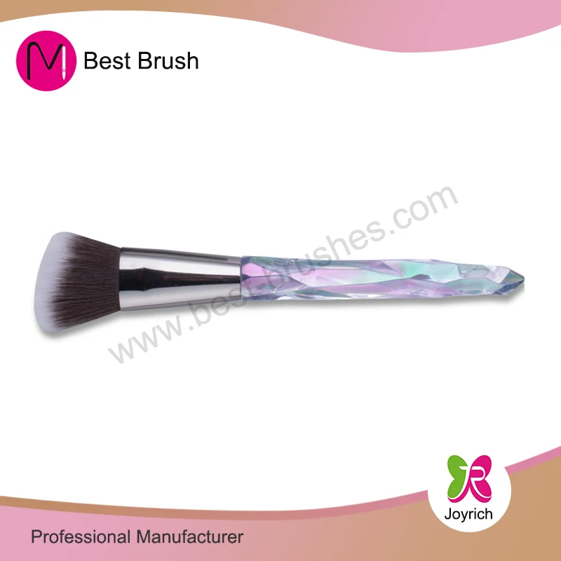 Kartáč na make -up úhlu